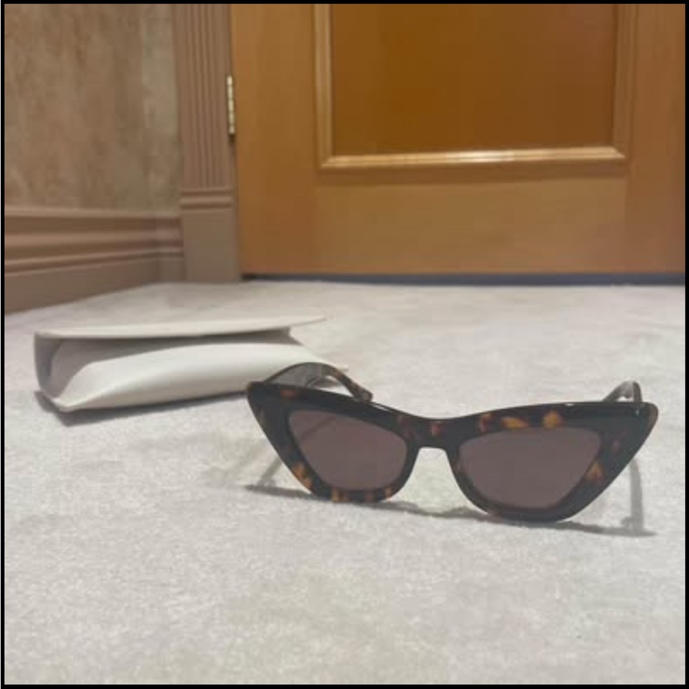 Tortoise Shell Cat-Eye Sunglasses